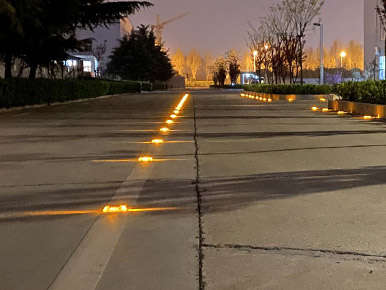 Jalan Luar Ruangan, Jalan Masuk